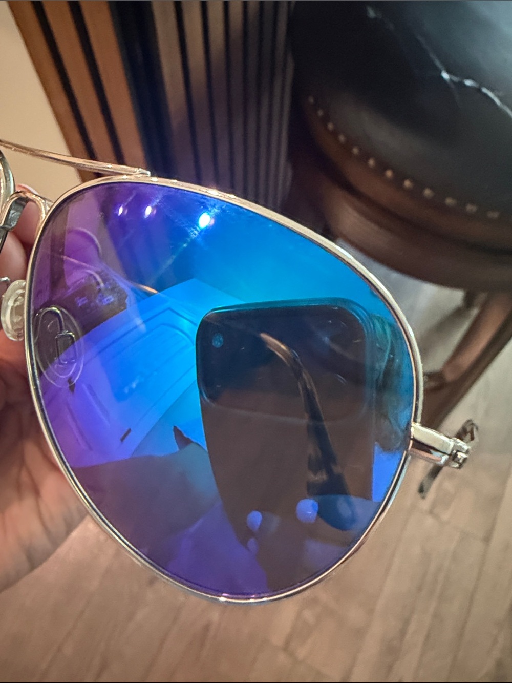 Maui Jim Silver Frame Sunglasses with Blue Mirrored Lenses Maverick - Picture 13 of 14